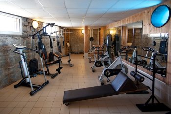 Salle de sport équipée